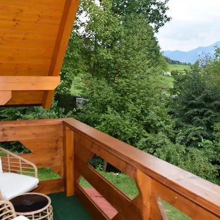 Holzhaeuschen * Sankt Egyden