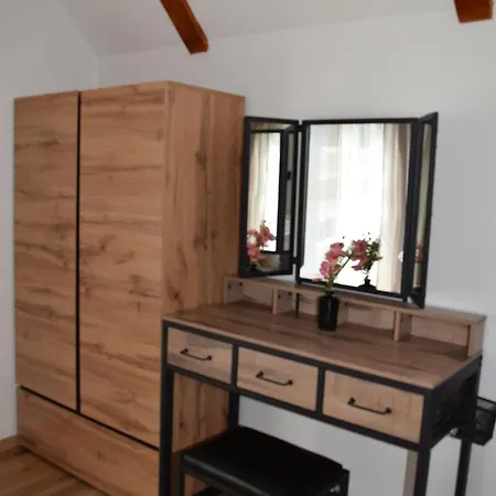 Holzhaeuschen Nyaraló *