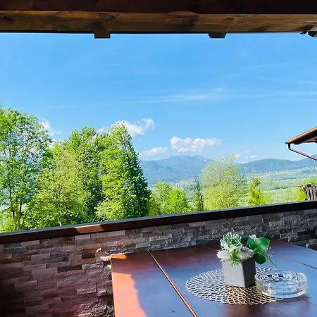 Holzhaeuschen * Sankt Egyden