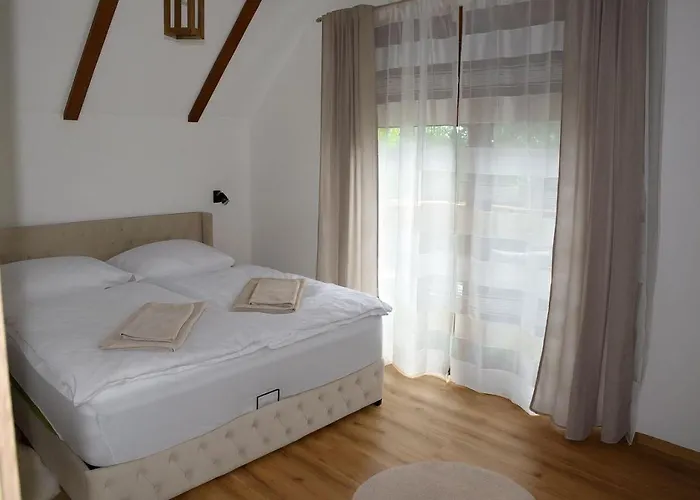 Holzhaeuschen בית נופש